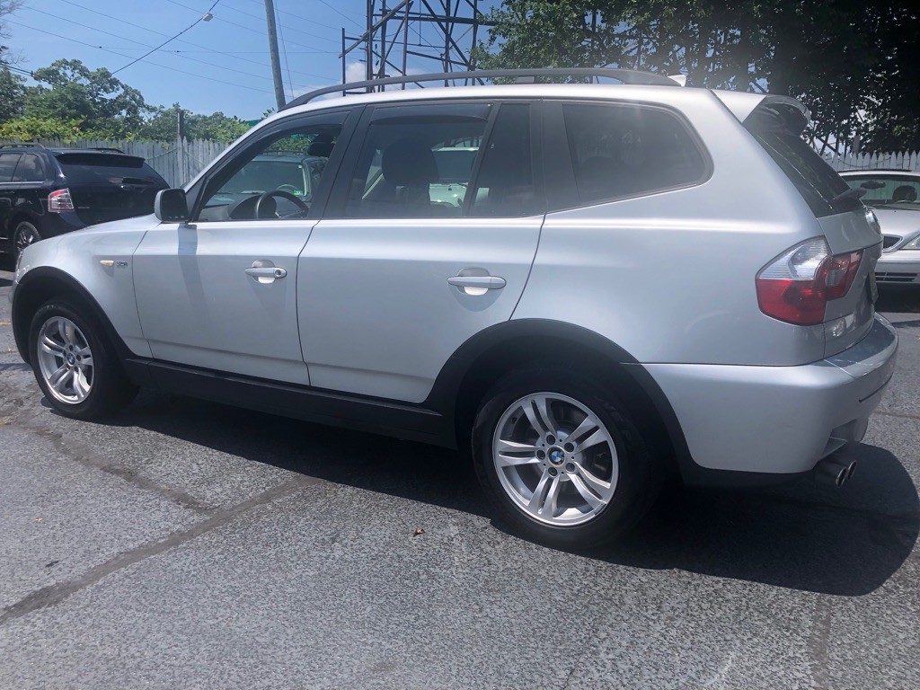 2005 BMW X3 Image 3