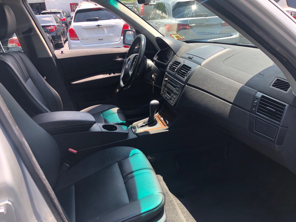 2005 BMW X3 Image 13