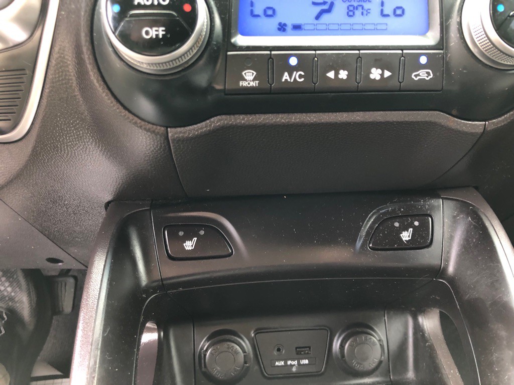 2013 Hyundai Tucson Image 30