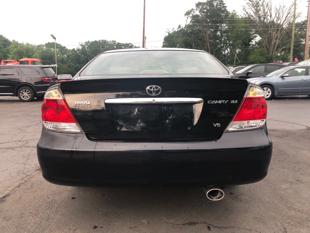2005 Toyota Camry Image 4