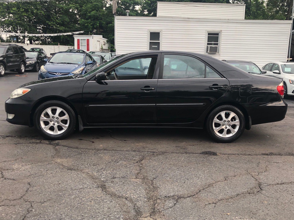 2005 Toyota Camry Image 6