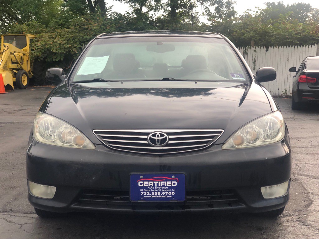 2005 Toyota Camry Image 8