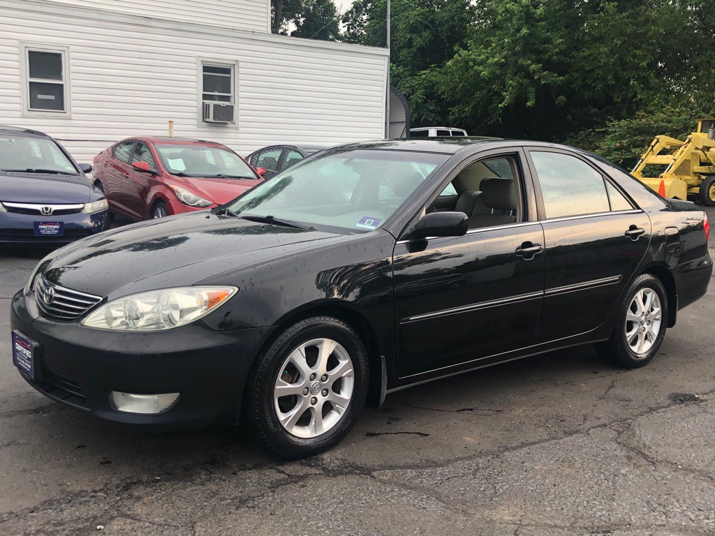 2005 Toyota Camry Image 9