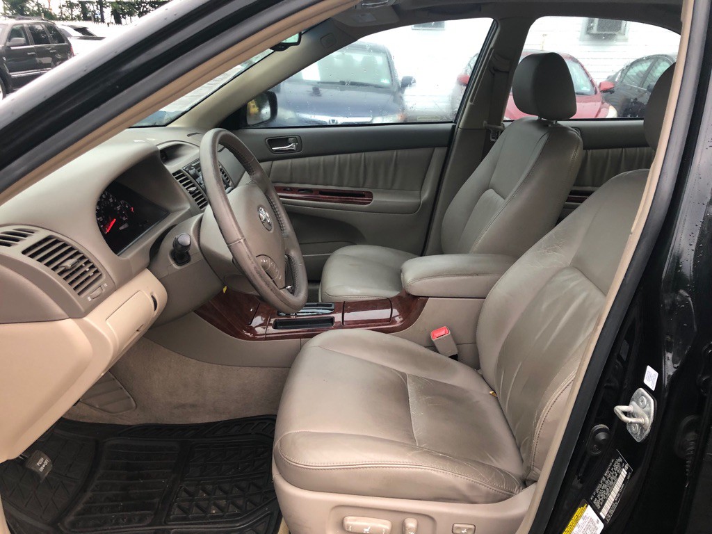 2005 Toyota Camry Image 14
