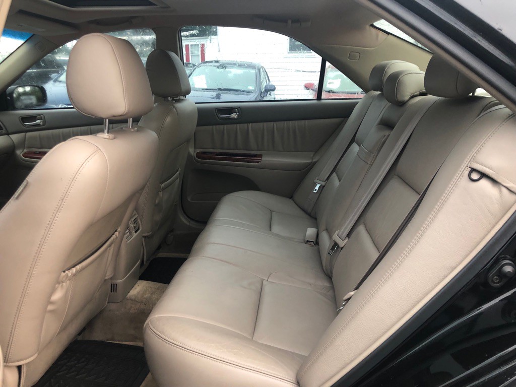 2005 Toyota Camry Image 21