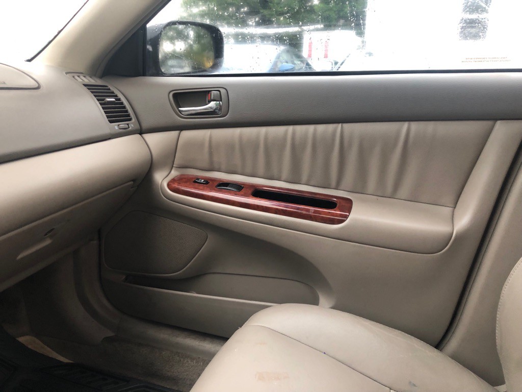 2005 Toyota Camry Image 29