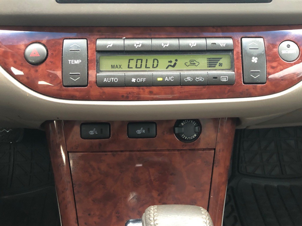 2005 Toyota Camry Image 31