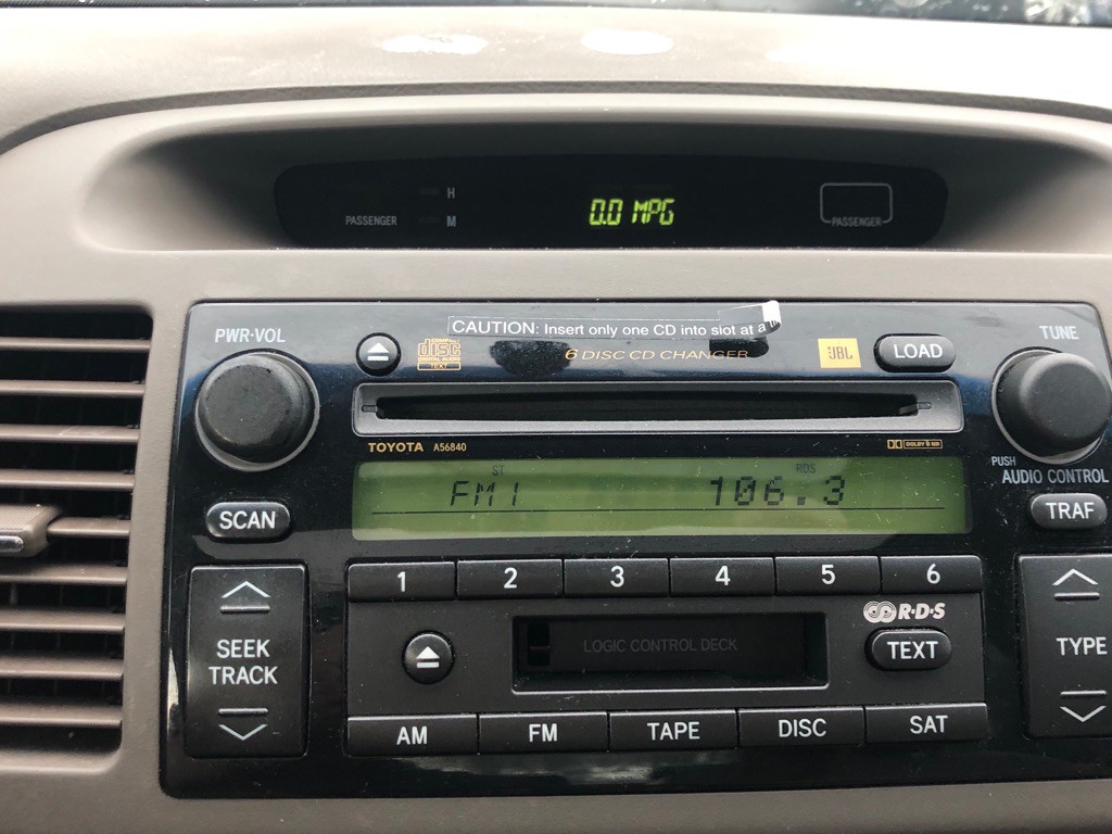 2005 Toyota Camry Image 32