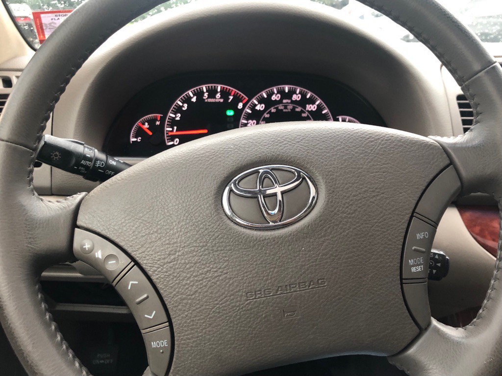 2005 Toyota Camry Image 34