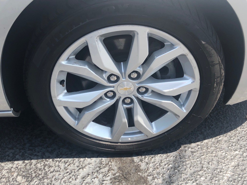 2020 Chevrolet Impala Image 12
