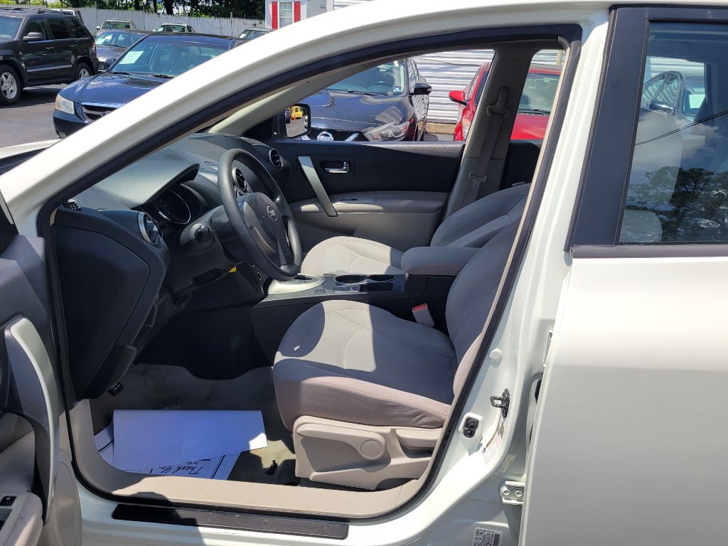 2014 Nissan Rogue Image 14