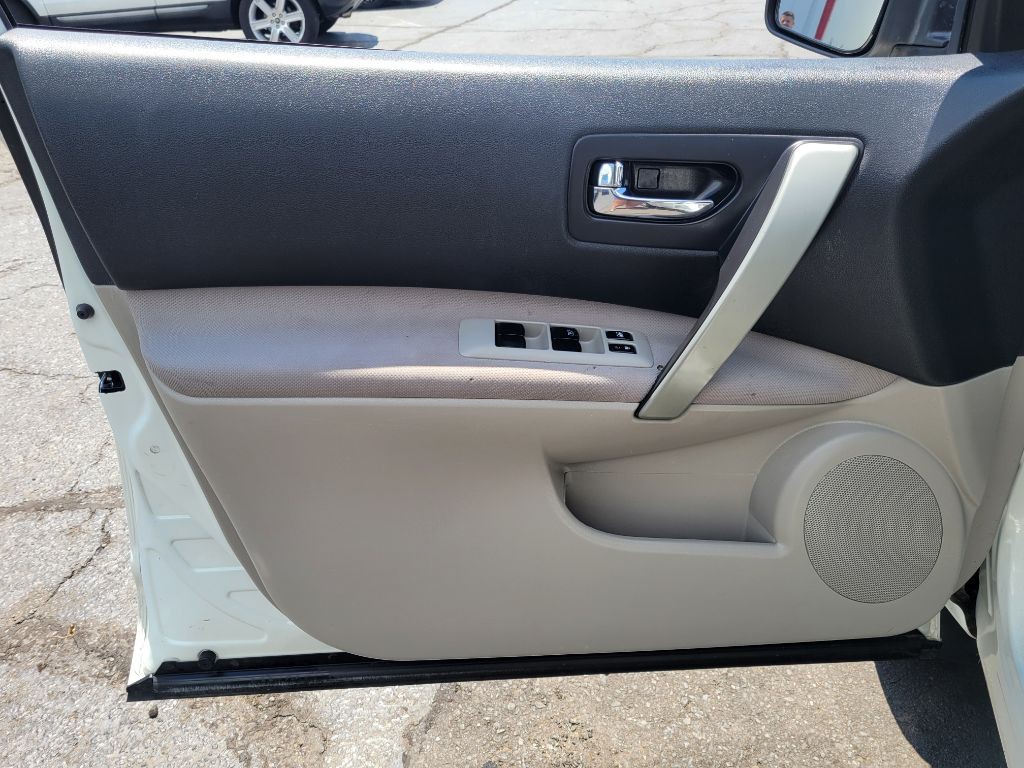 2014 Nissan Rogue Image 15