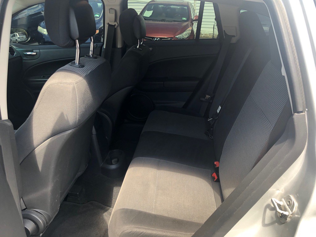 2010 Dodge Caliber Image 23