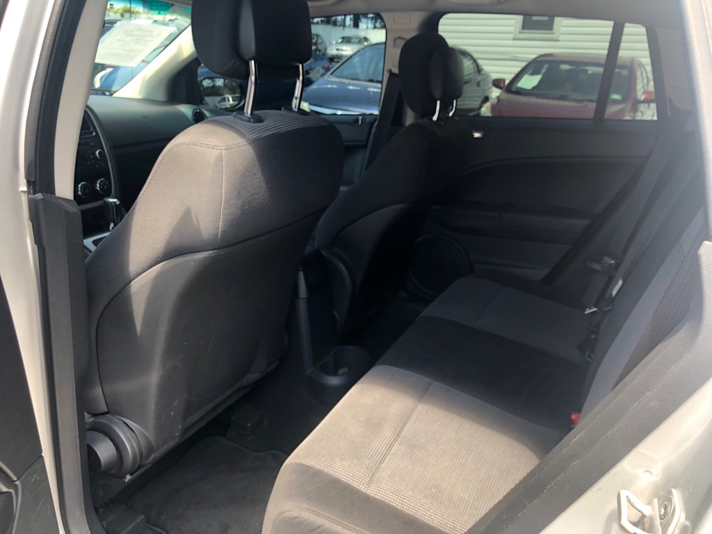 2010 Dodge Caliber Image 27
