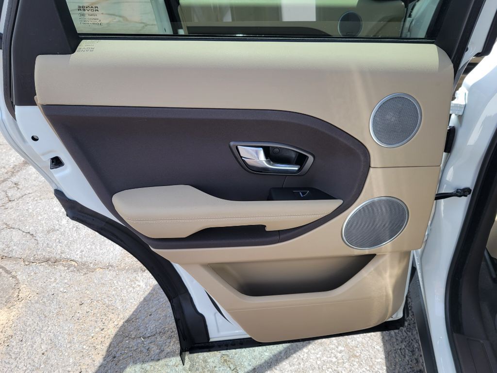 2013 Land Rover Range Rover Evoque Image 16