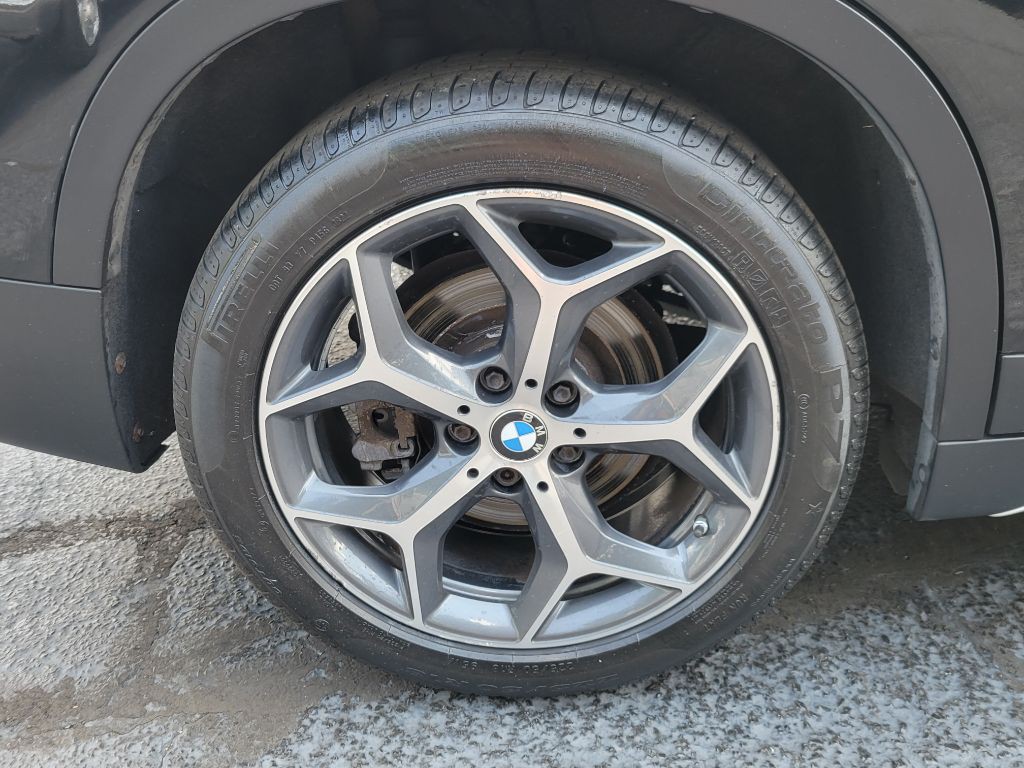 2016 BMW X1 Image 11