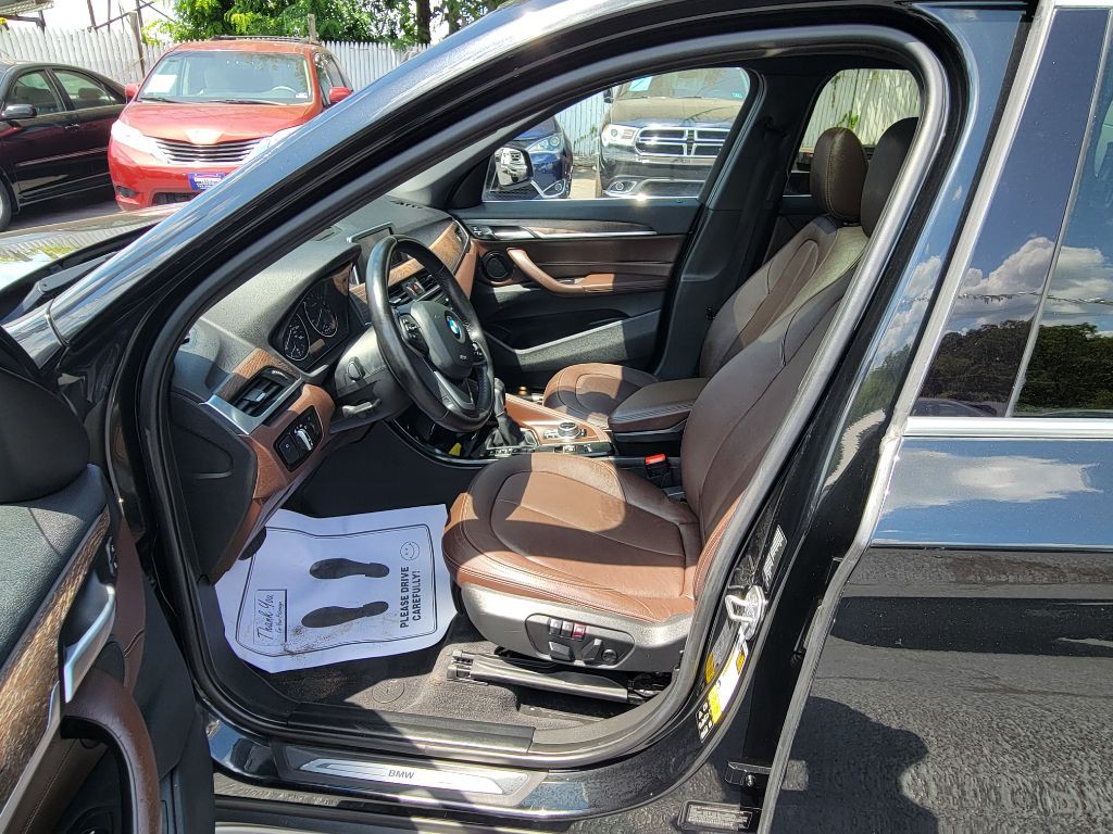 2016 BMW X1 Image 14