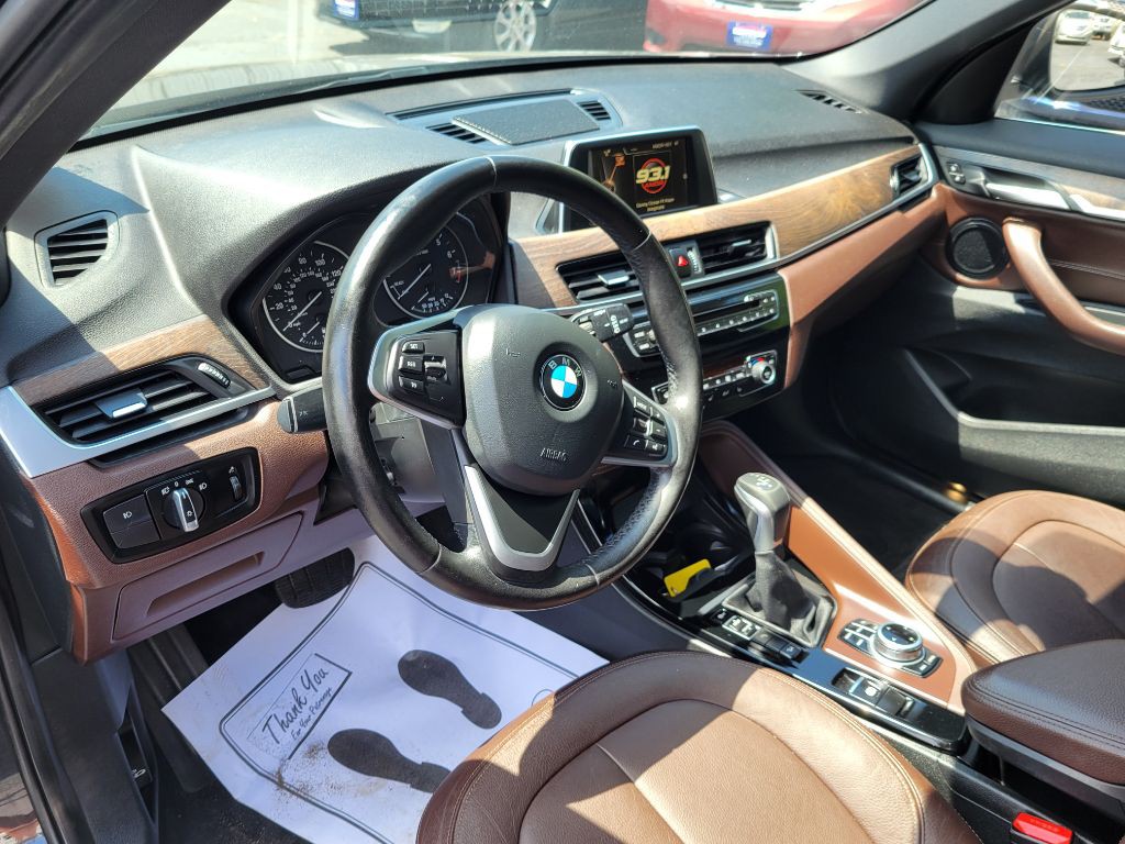 2016 BMW X1 Image 16