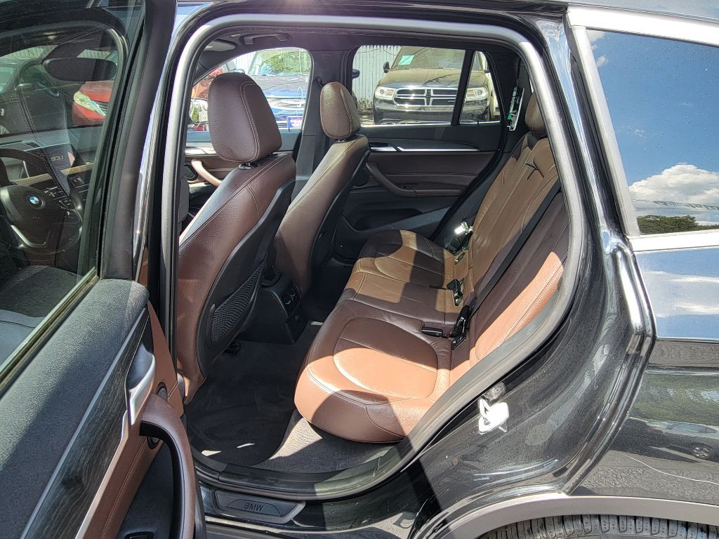 2016 BMW X1 Image 17