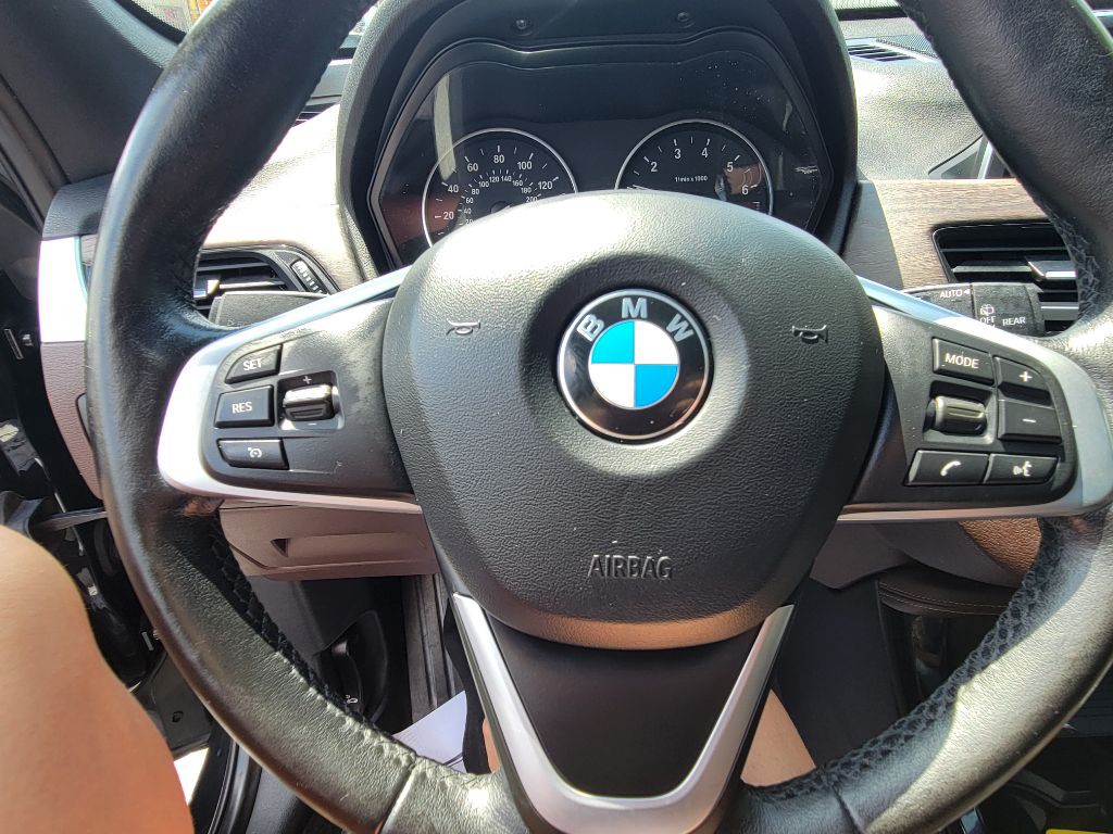 2016 BMW X1 Image 22