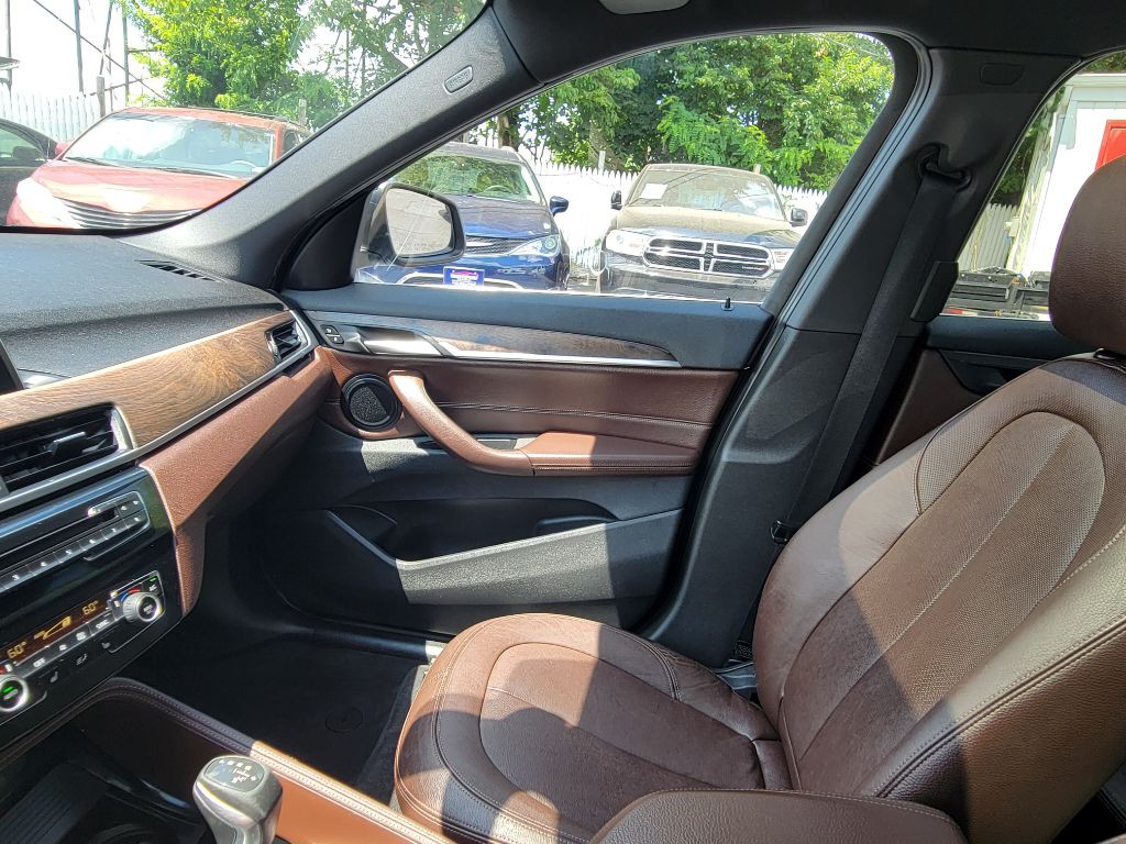 2016 BMW X1 Image 31