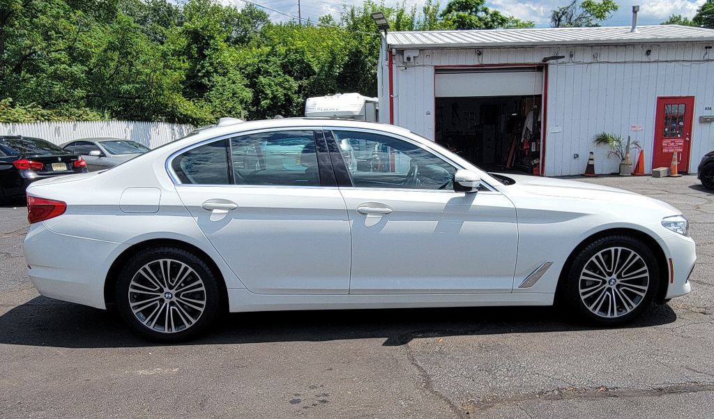 2020 BMW 5 Series Image 6
