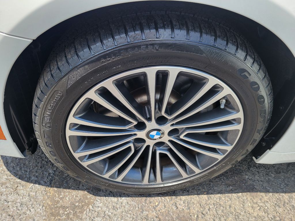 2020 BMW 5 Series Image 10