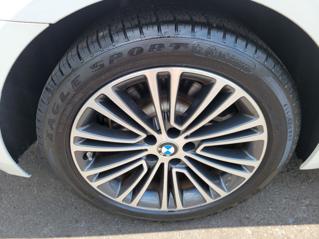 2020 BMW 5 Series Image 12