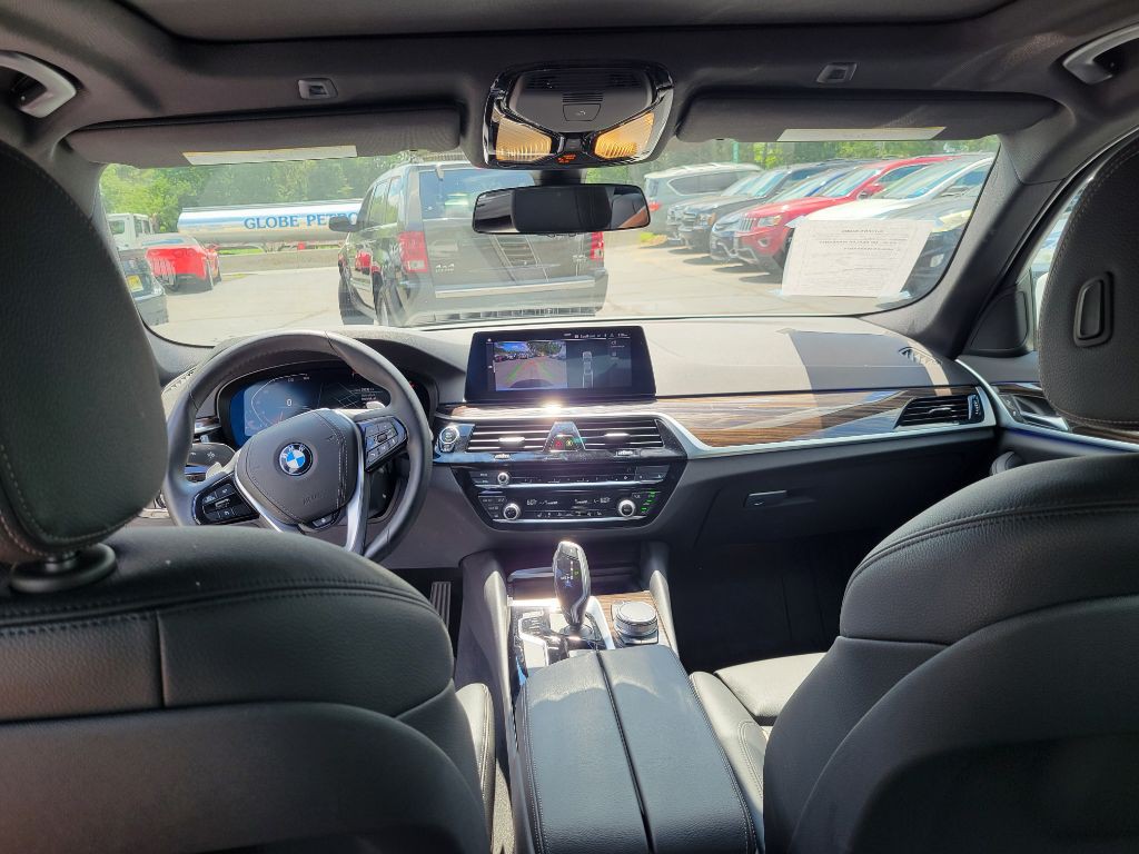 2020 BMW 5 Series Image 21