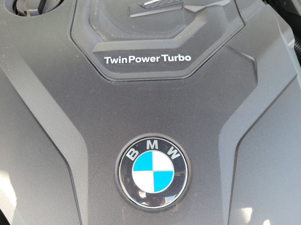 2020 BMW 5 Series Image 37
