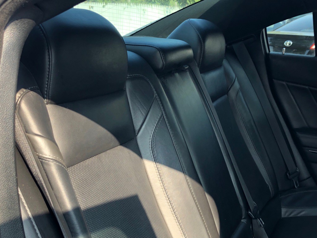 2017 Dodge Charger Image 16