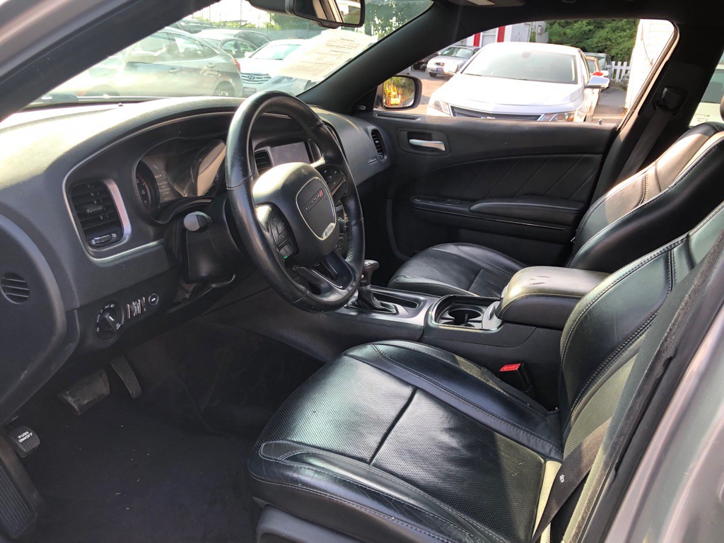 2017 Dodge Charger Image 21