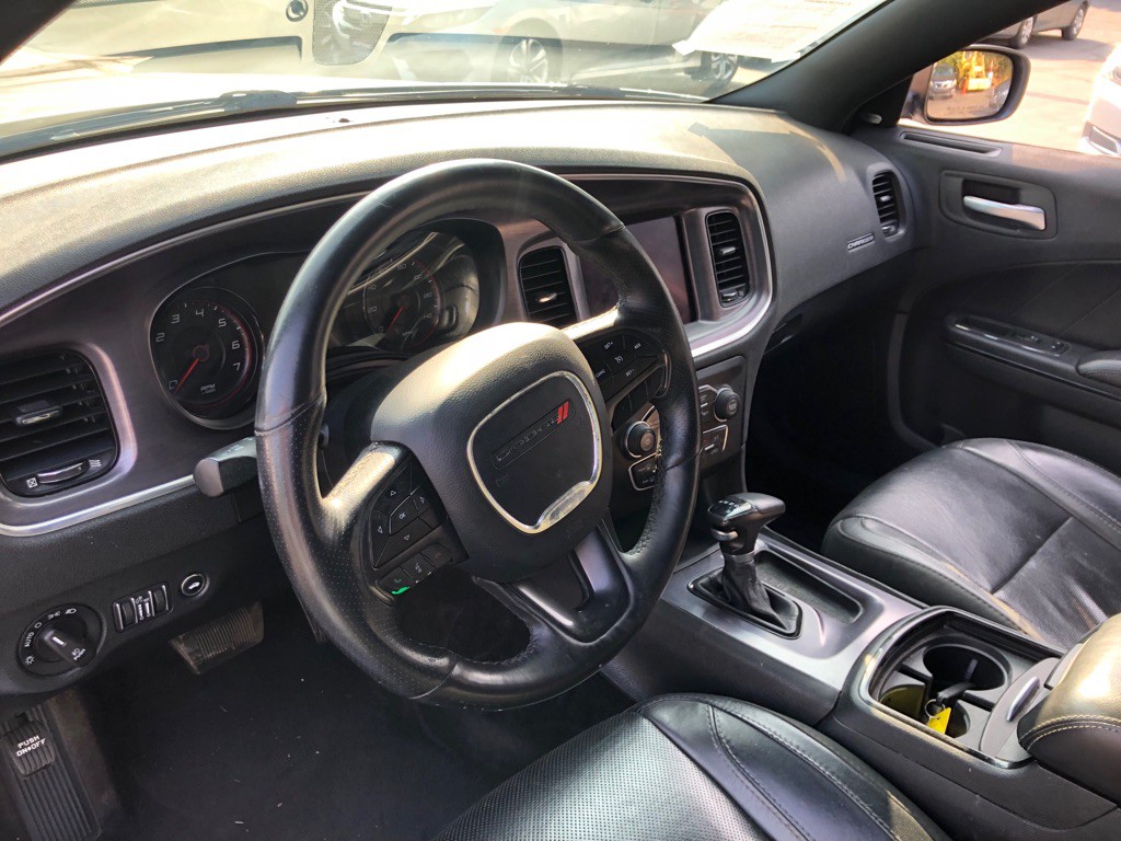 2017 Dodge Charger Image 24