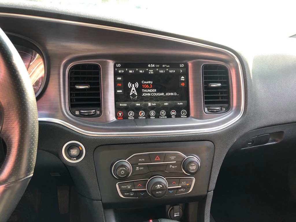 2017 Dodge Charger Image 26