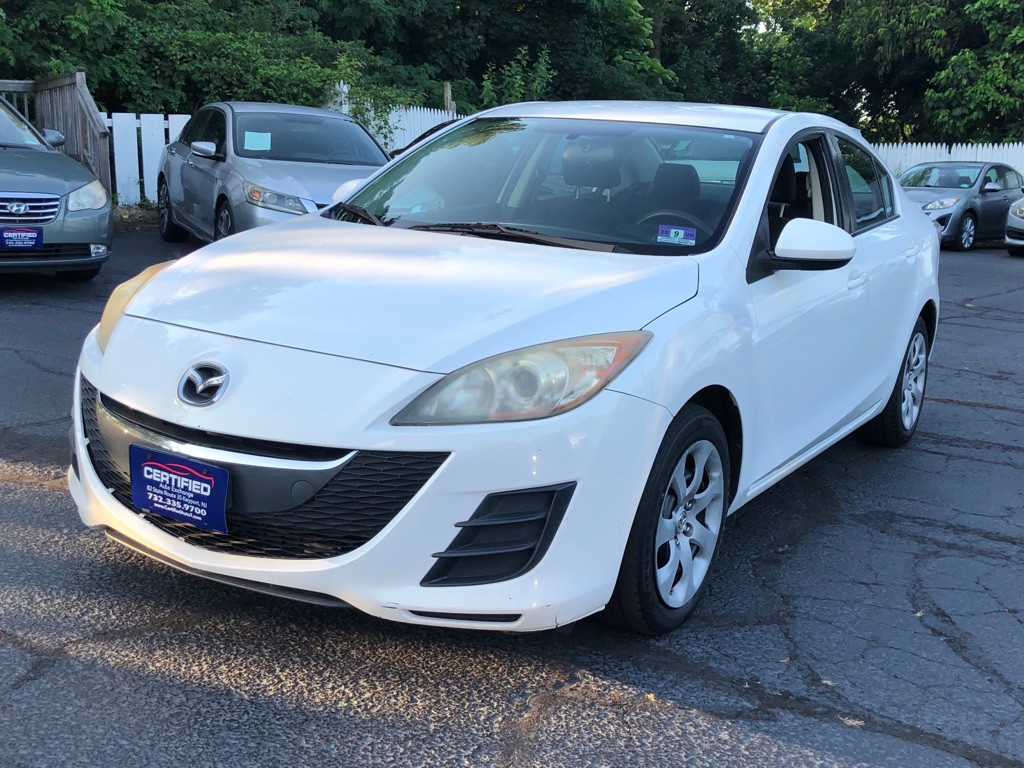 2010 Mazda Mazda3 Image 1