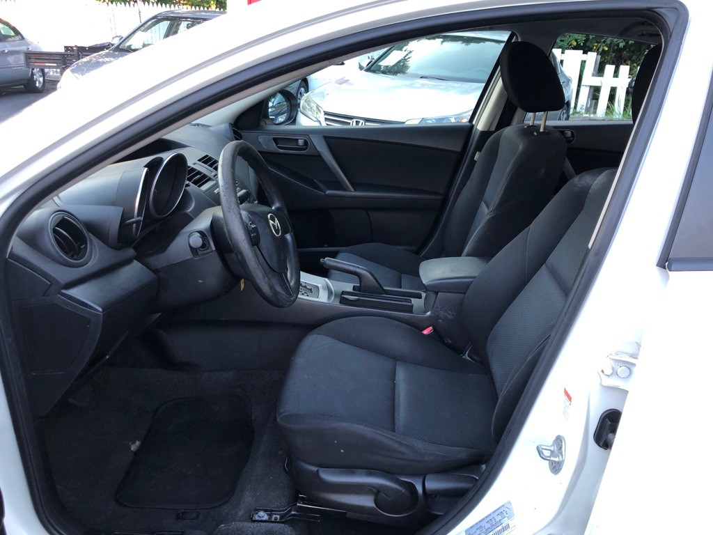 2010 Mazda Mazda3 Image 7