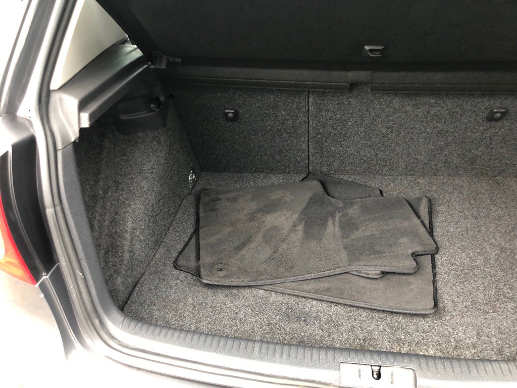 2007 Volkswagen Rabbit Image 20
