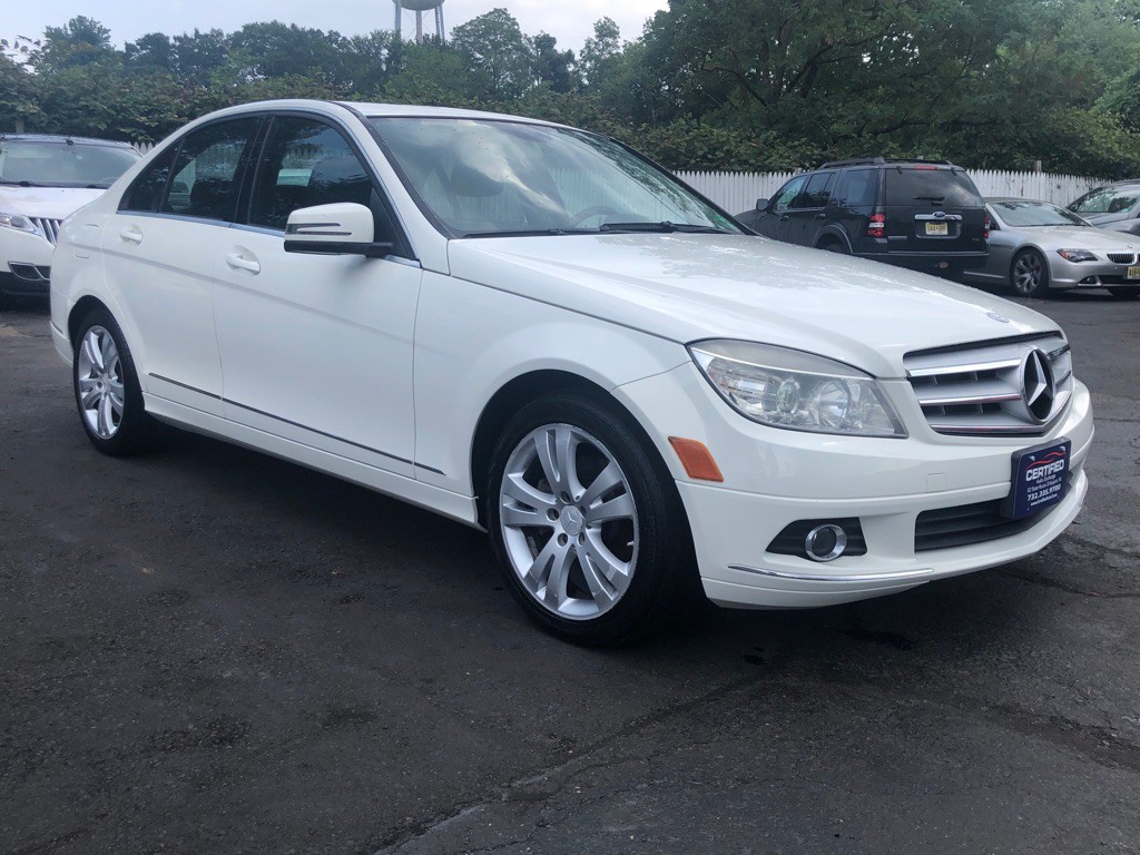 2010 Mercedes-Benz C-Class Image 7