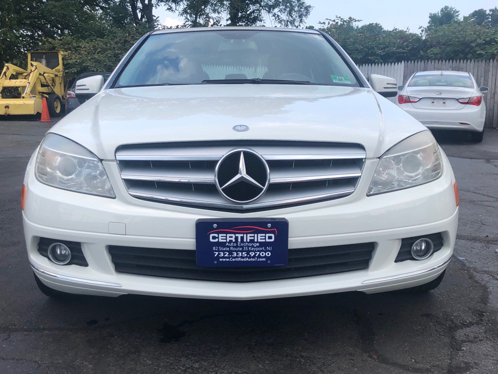 2010 Mercedes-Benz C-Class Image 8