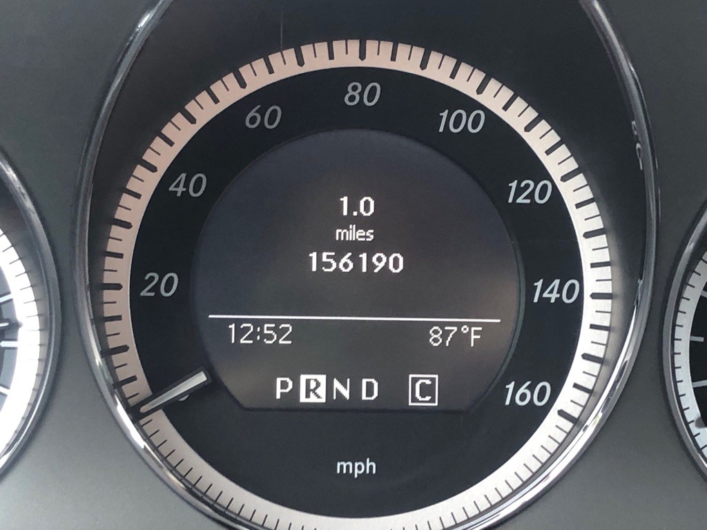 2010 Mercedes-Benz C-Class Image 27