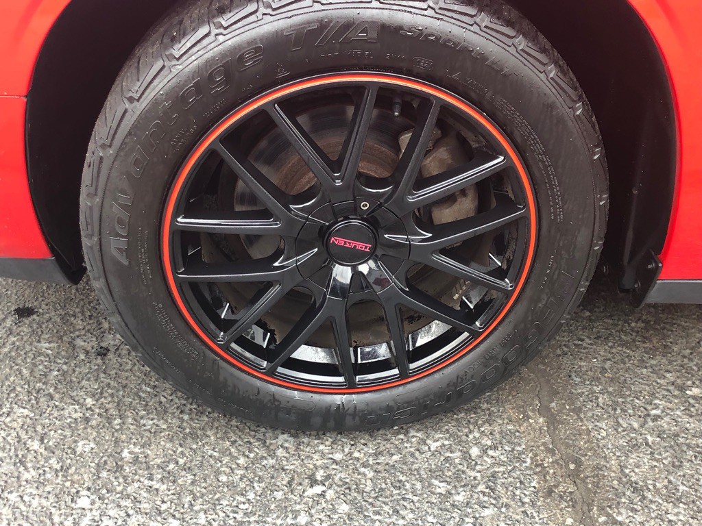2018 Dodge Challenger Image 11