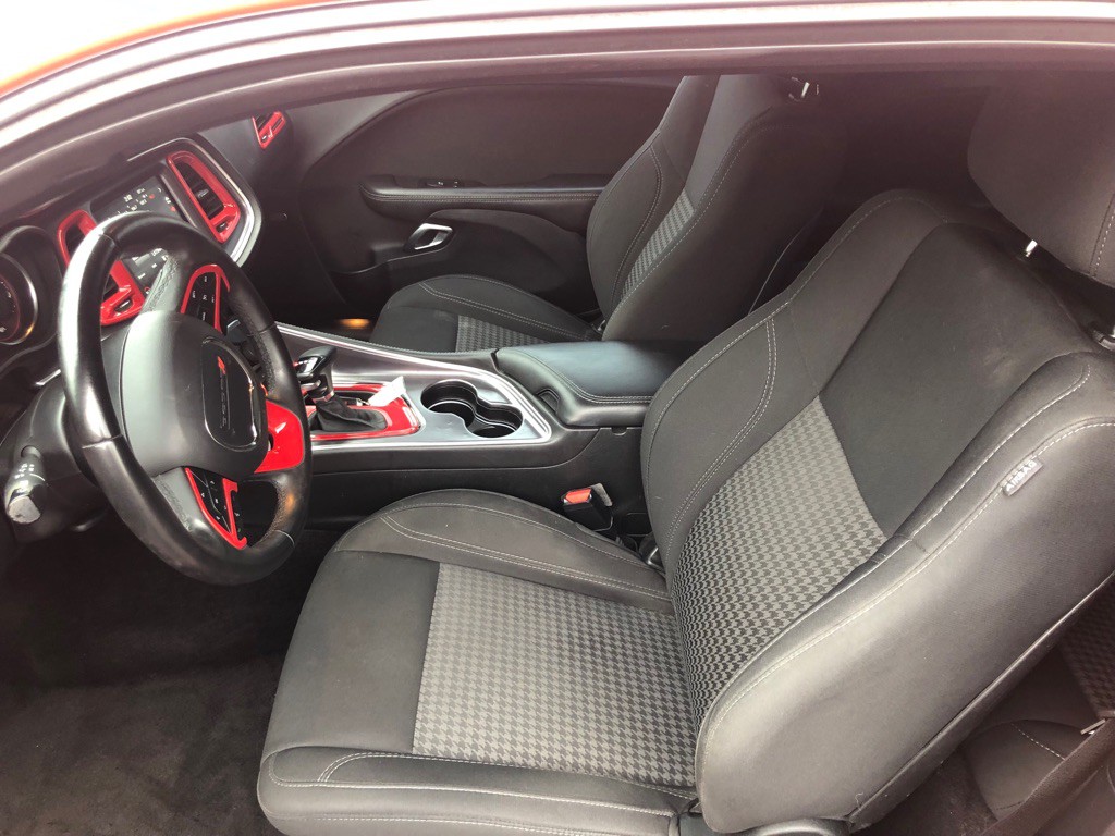 2018 Dodge Challenger Image 18