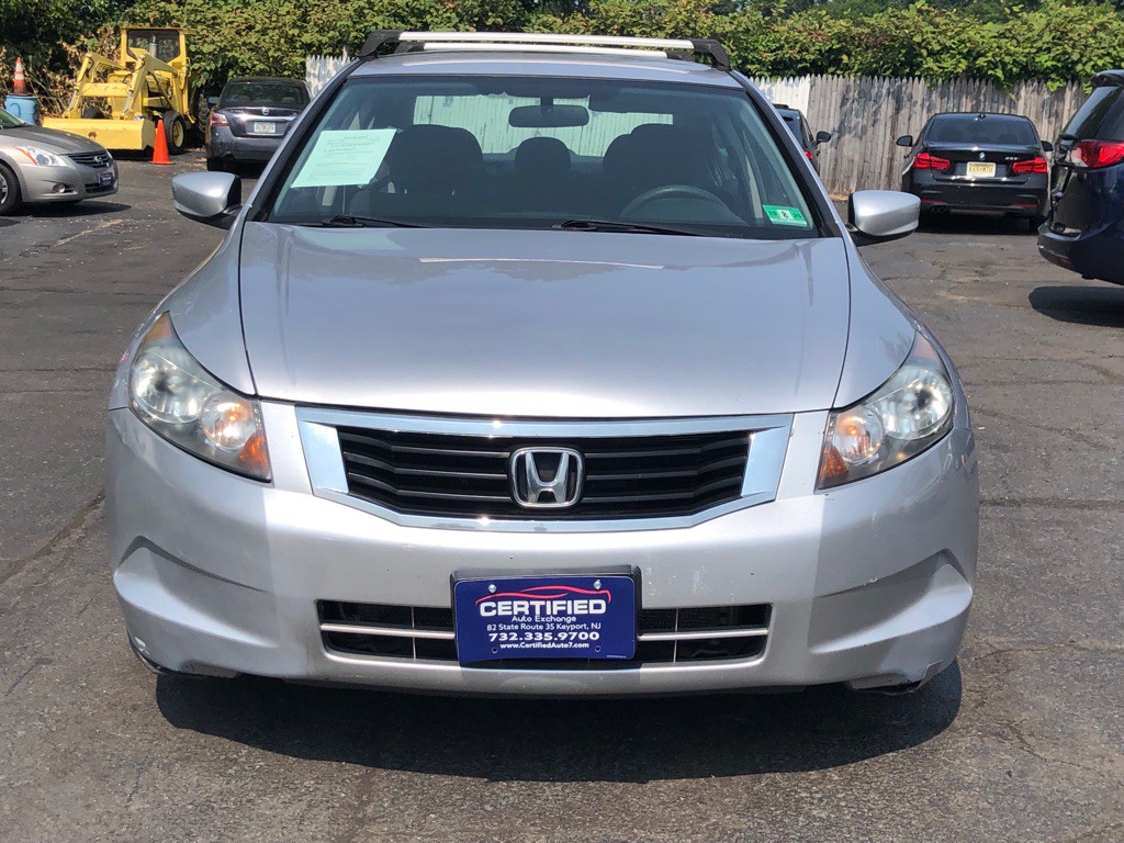 2010 Honda Accord Image 2