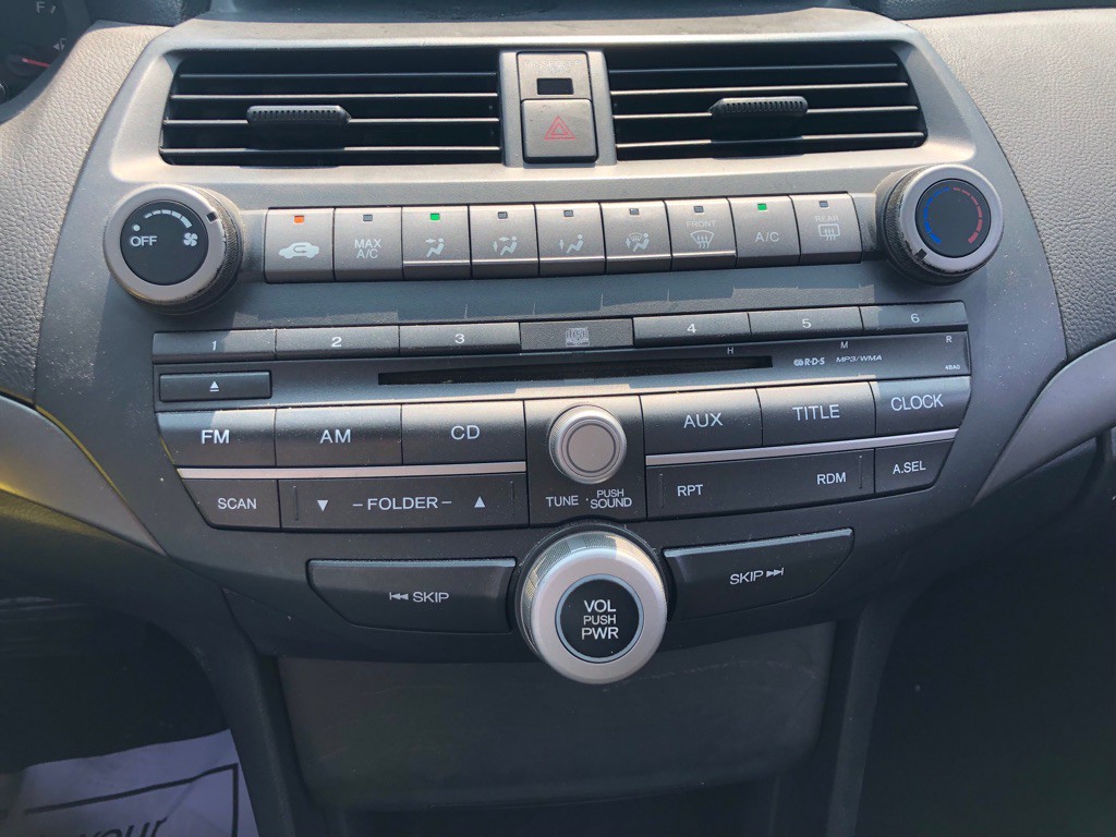 2010 Honda Accord Image 23