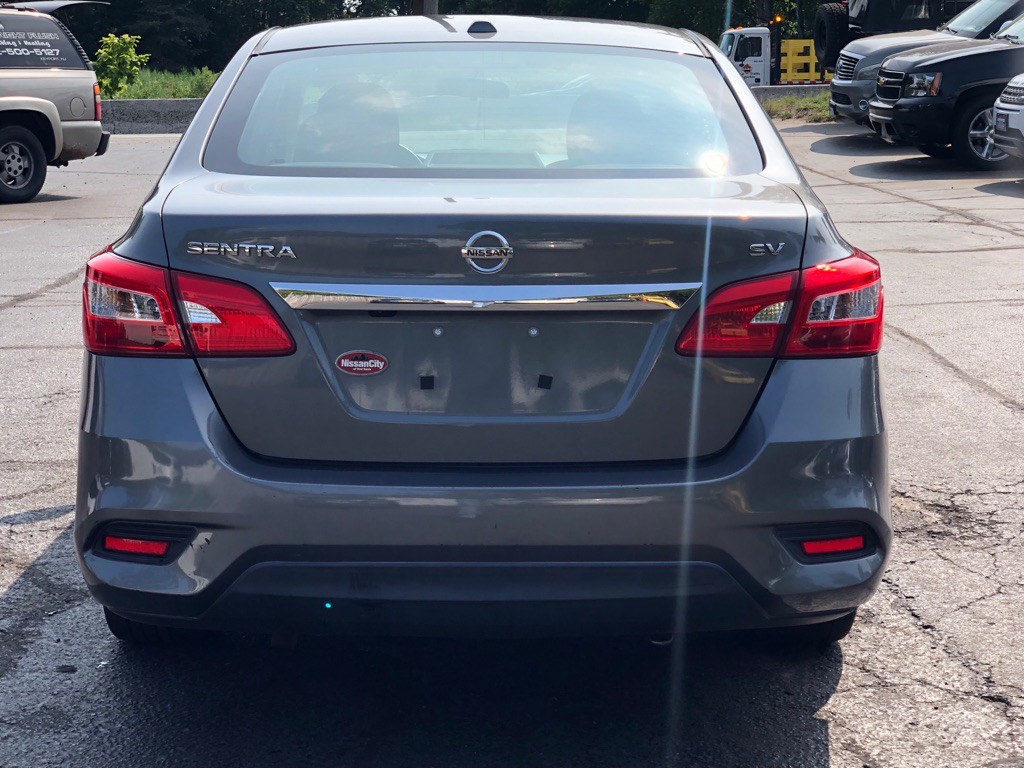 2016 Nissan Sentra Image 5
