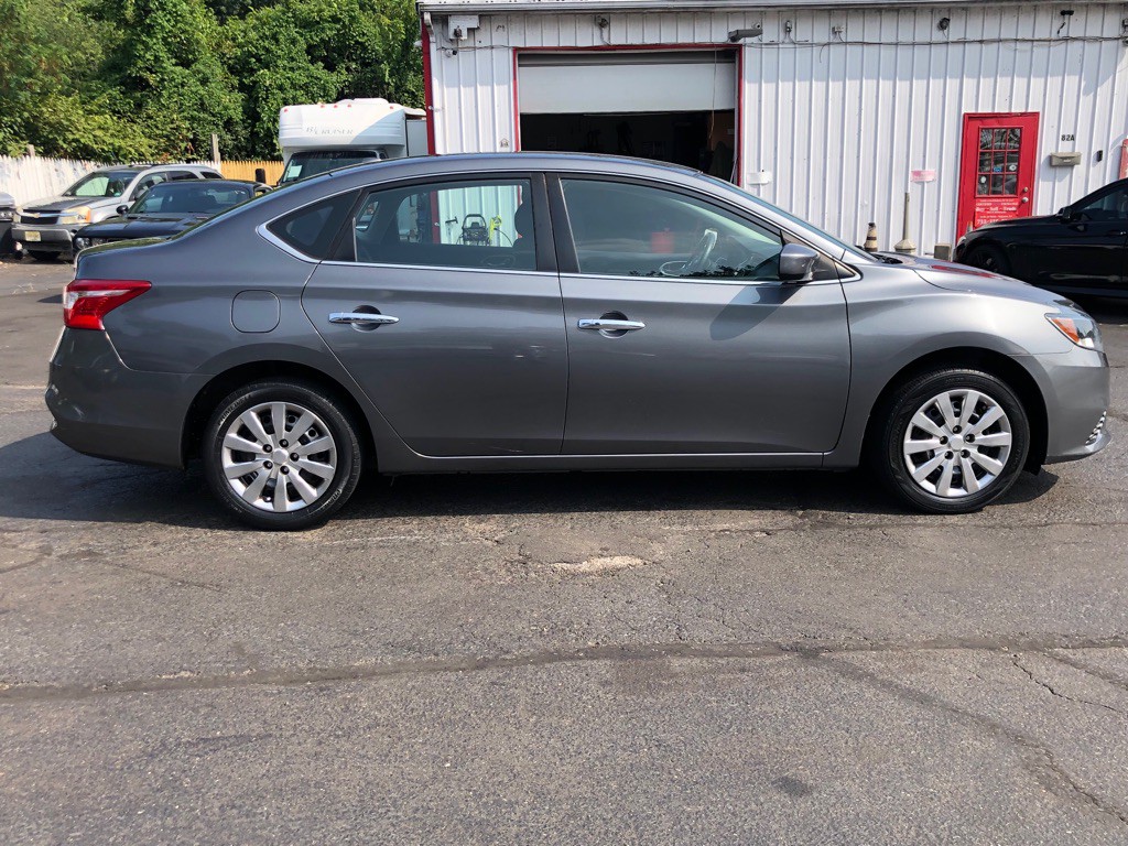 2016 Nissan Sentra Image 7