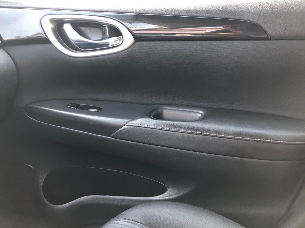 2016 Nissan Sentra Image 23