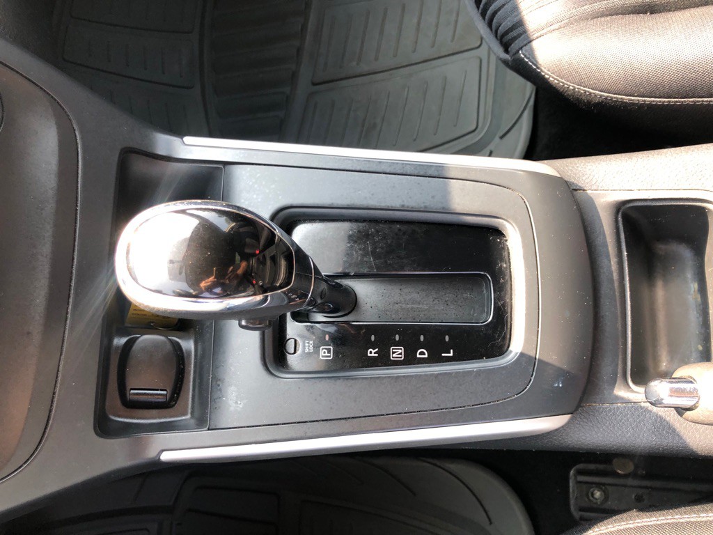 2016 Nissan Sentra Image 24