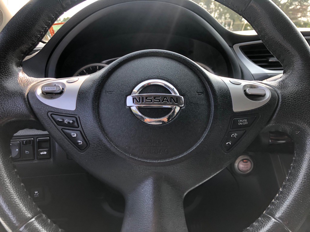 2016 Nissan Sentra Image 25