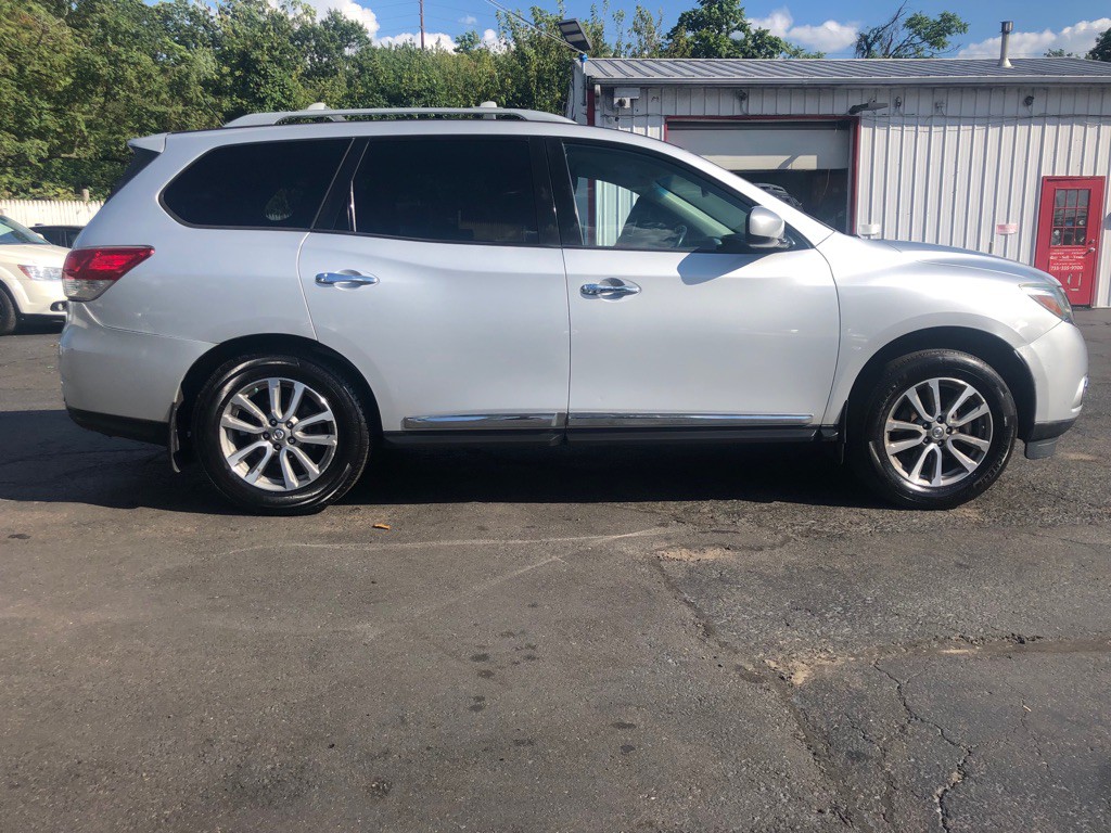 2013 Nissan Pathfinder Image 6